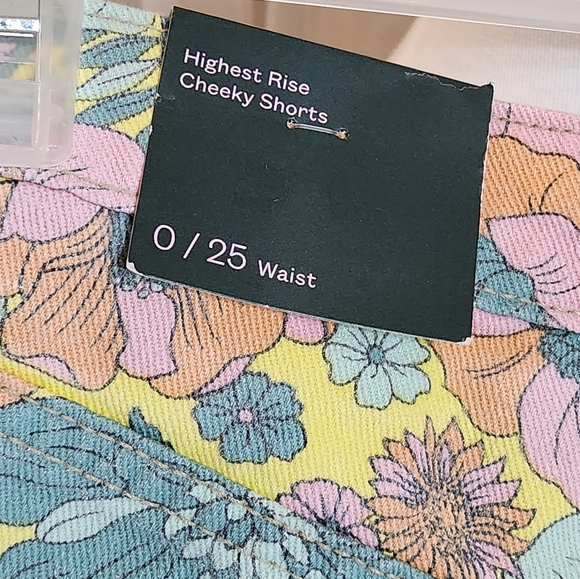 Wild Fable Floral denim high rise Cheeky Shorts - Picture 6 of 6